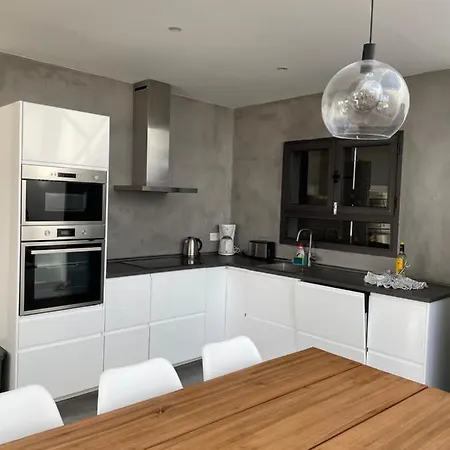 Σπίτι διακοπών Babel - First Line Seafront House Πλάγια Μπλάνκα