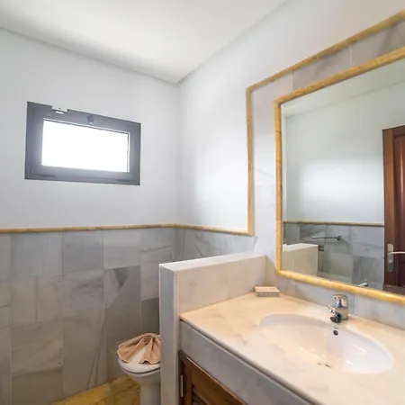 Babel - First Line Seafront House Πλάγια Μπλάνκα